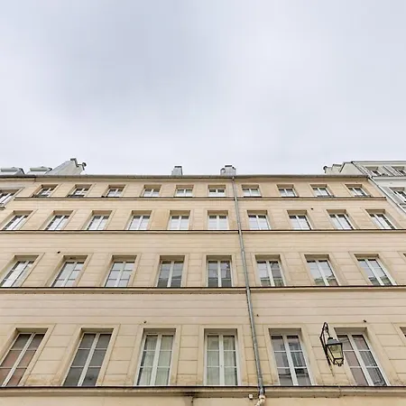 Appartement Charming Near Bastille Parijs